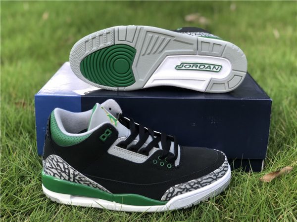 Air Jordan III Pine Green Sneaker