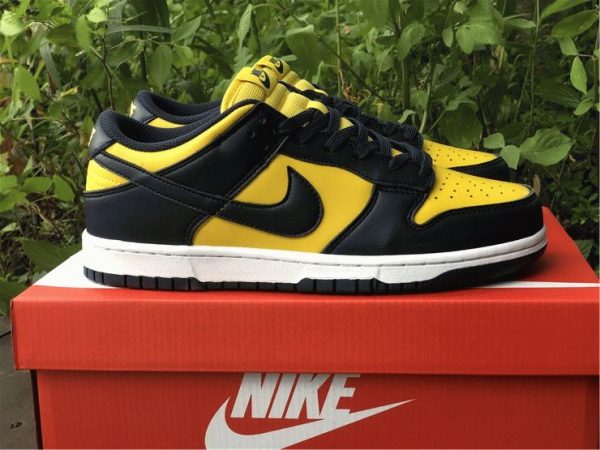 Nike Dunk Low Michigan Varsity Maize Navy