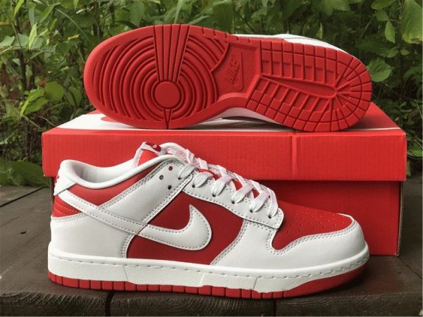 Nike Dunk Low White University Red underfoot