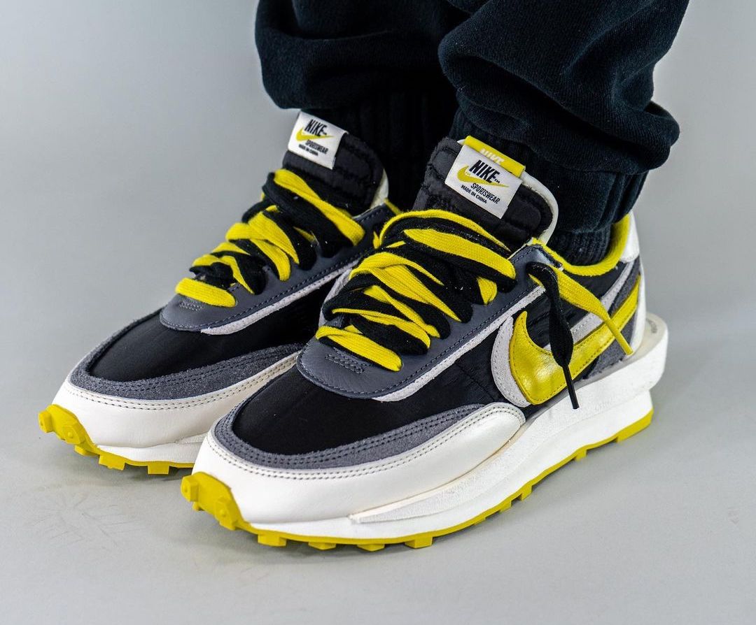 Nike LDWaffle Undercover Sacai Bright Citron on feet (6)