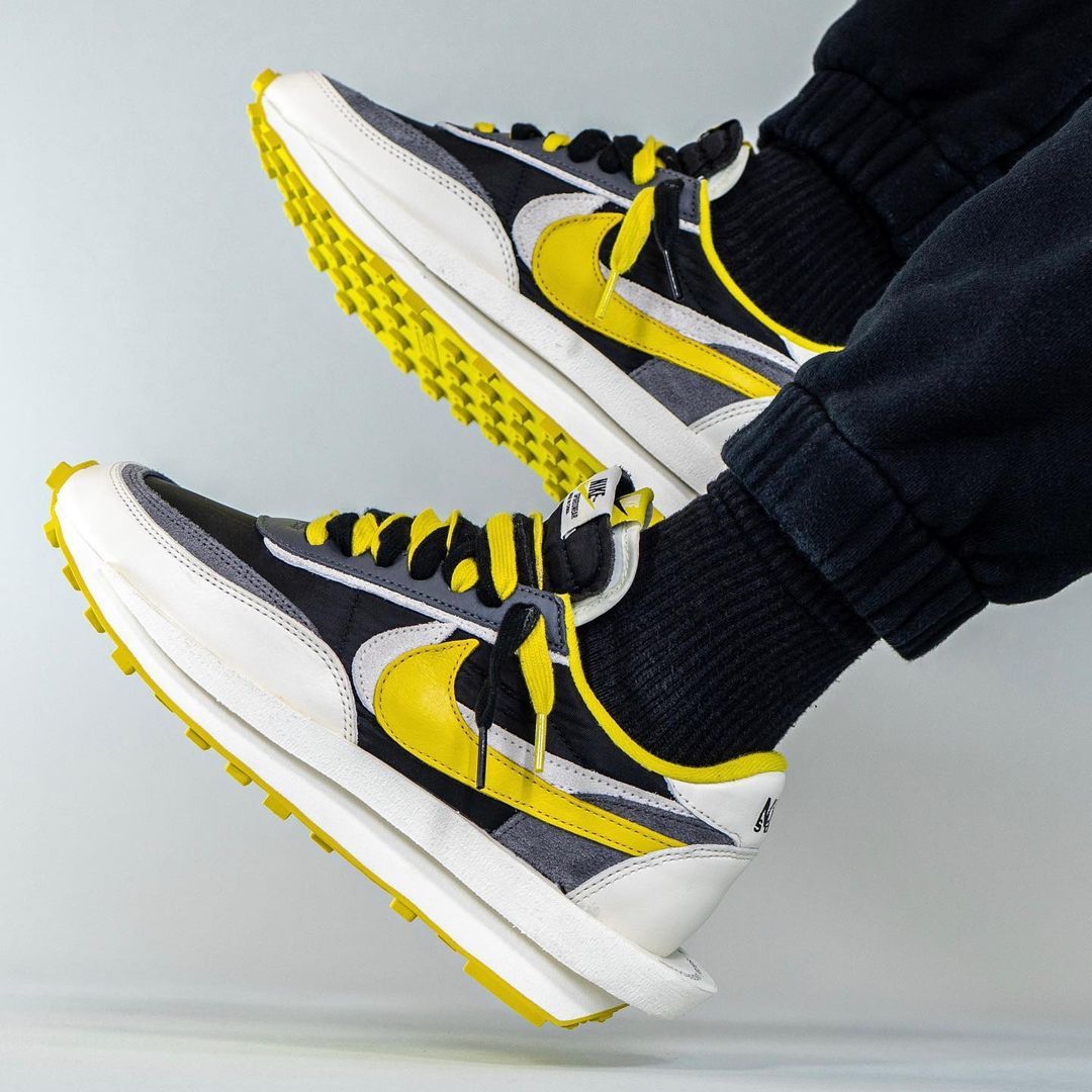 Nike LDWaffle Undercover Sacai Bright Citron on feet (6)