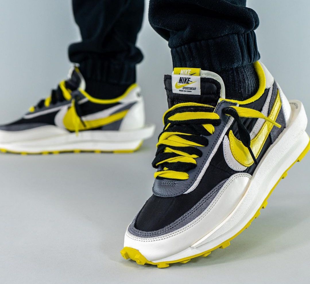 Nike LDWaffle Undercover Sacai Bright Citron on feet (6)