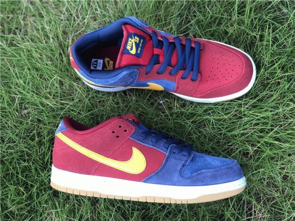 Nike SB Dunk Low Catalonia Maroon Navy Gold panling