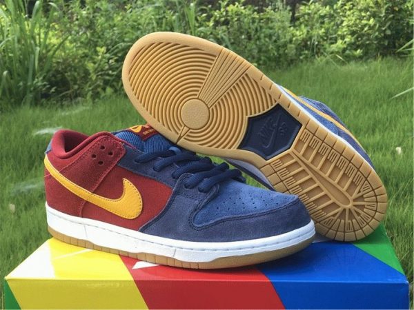 Nike SB Dunk Low Catalonia Maroon Navy Gold underfoot