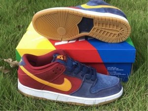 Nike SB Dunk Low Catalonia Maroon Navy Gold