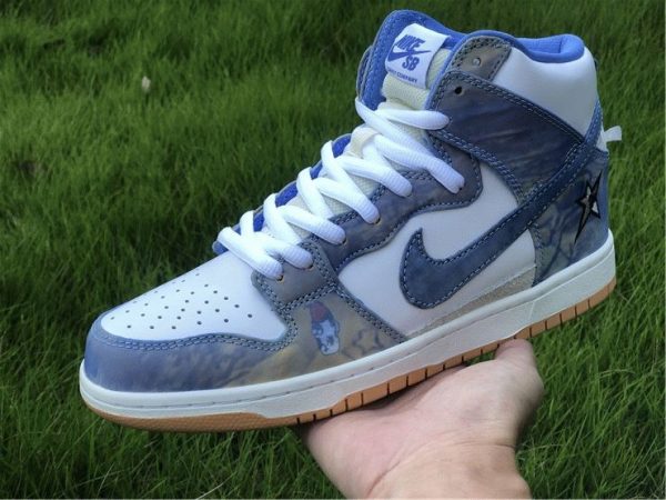 on hand look Nike SB Dunk High Carpet Company