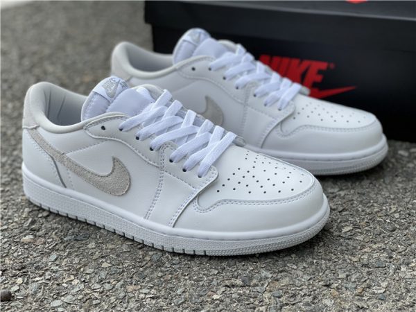 Air Jordan 1 Retro Low OG Neutral Grey