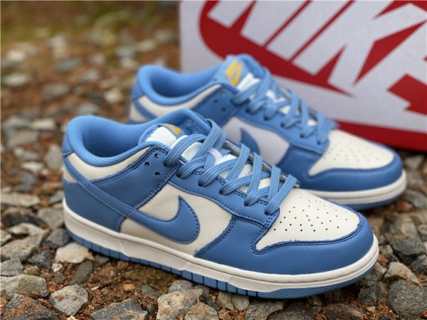 Dunk SB Low Coast Sail University Gold sneaker