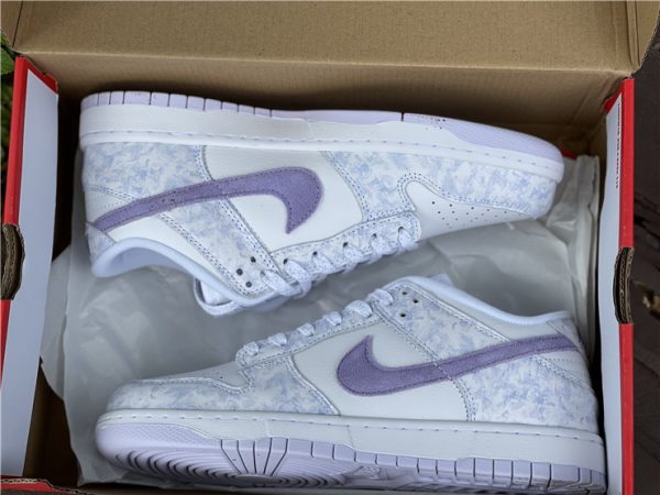 Nike Dunk Low OG Purple Pulse in box