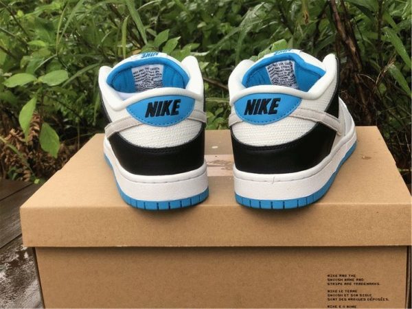 Nike SB Dunk Low Laser Blue 2021 heel