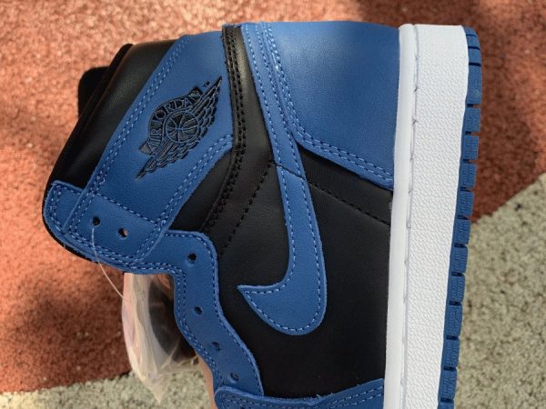 Air Jordan 1 High OG Dark Marina Blue sneaker