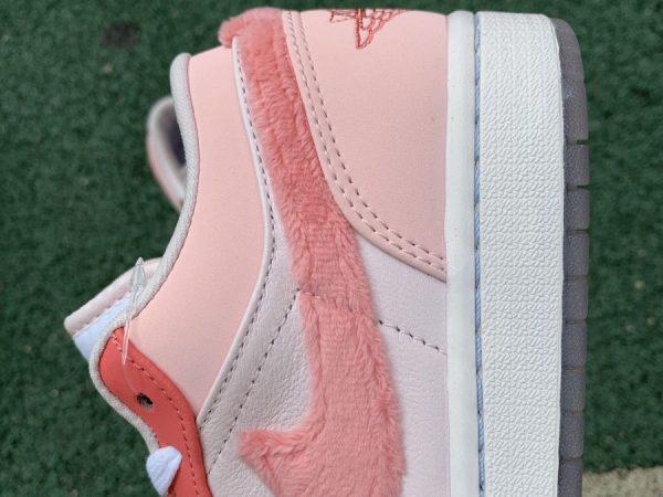 Air Jordan 1 Low Mighty Swooshers Furry Pink swoosh