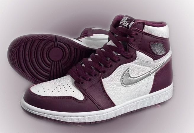 Bordeaux Air Jordan 1 High detail look