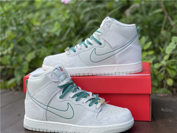 Dunk High SE First Use PackGreen Noise 2021