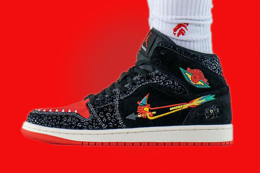 Jordan 1 Mid SiEMPRE Familia on feet look jordansupdate