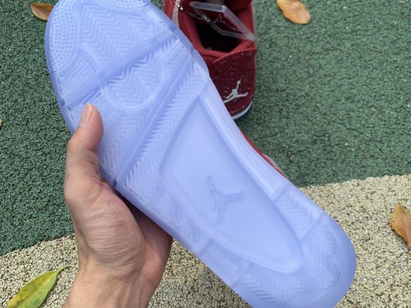 Jordan 4 Retro Oklahoma Sooners PE foot look
