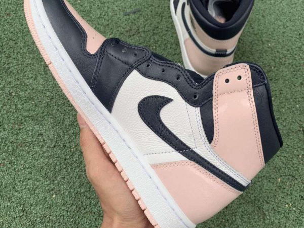 Air Jordan 1 High Bubble Gum medial side