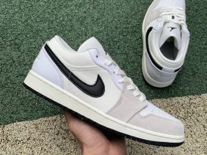 Air Jordan 1 Low Astrograbber