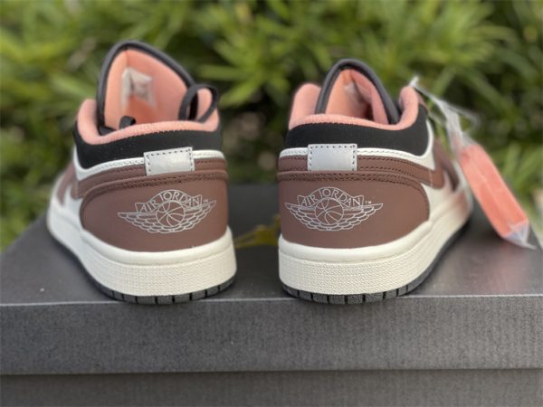 Air Jordan 1 Low Mocha Brown back heel