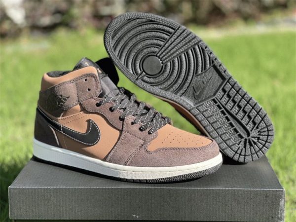 Air Jordan 1 MidArchaeo Brown DC7294-200