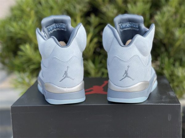 Air Jordan 5 Bluebird back heel