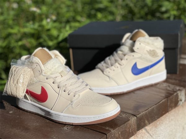 DO2207-264 Jordan 1 Mid Fleece Pearl White shoes