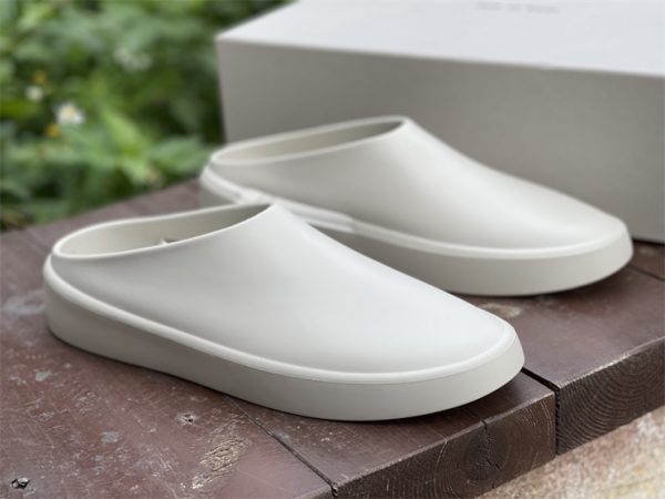 Fear of God The California Slip-On Cement 2021