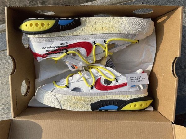 Off-White x Nike Blazer Low White in box