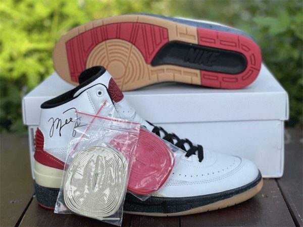 Air Jordan 2 (II) Retro White Varsity Red laces