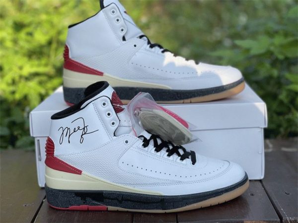 Air Jordan 2 (II) Retro White Varsity Red lateral side