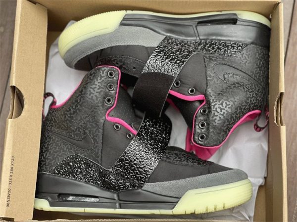 Air Yeezy Blink Solar Red Black in box