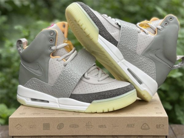 Air Yeezy Zen Grey Charcoal shoes