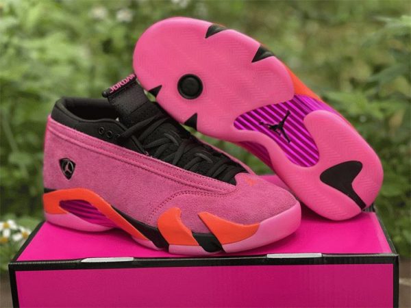 Jordan 14 Retro Low Shocking Pink sneaker