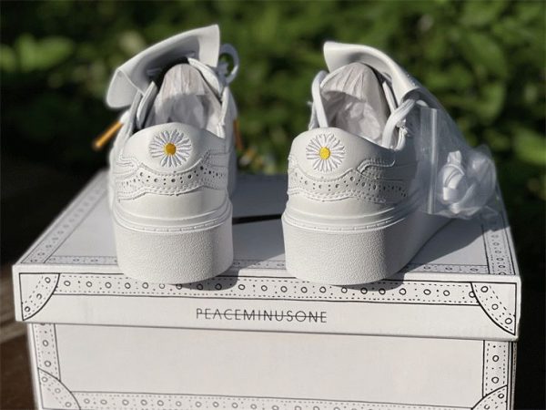 Kwondo 1 G-Dragon Peaceminusone Triple White back heel