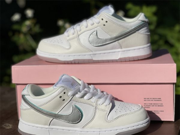 SB Dunk Low x Diamond Supply Co Diamond White silver