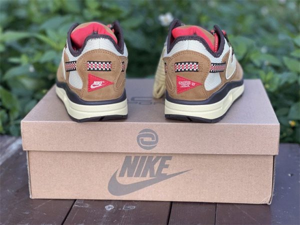 Travis Scott x Air Max 1 Cactus Jack Wheat back heel
