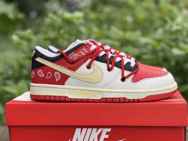 Dunk Low University Red Cashew lateral side