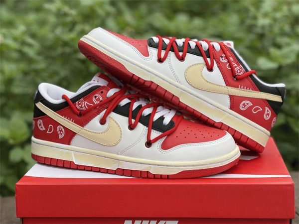 Dunk Low University Red Cashew swoosh