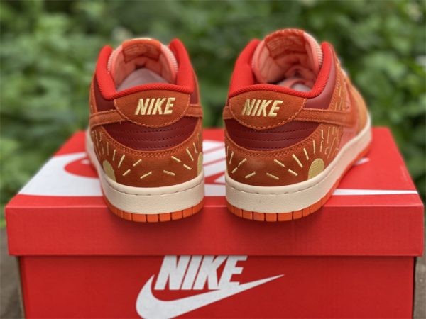 Nike Dunk Low Winter Solstice back heel