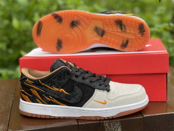 Dunk Low Nike CNY Year of the Tiger 2022 sneaker