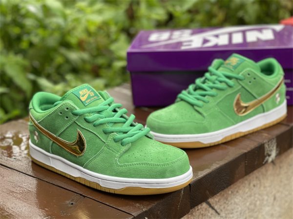 SB Dunk Low Pro St Patricks Day Lucky Green shoes