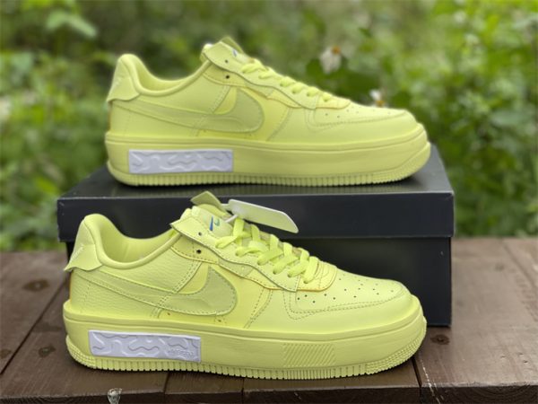 Air Force 1 Fontanka Yellow Strike Volt DA7024-700