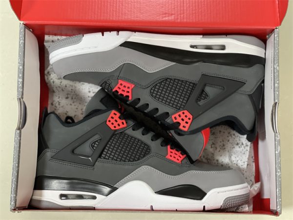 Air Jordan 4 Dark Grey Infrared 23 in box