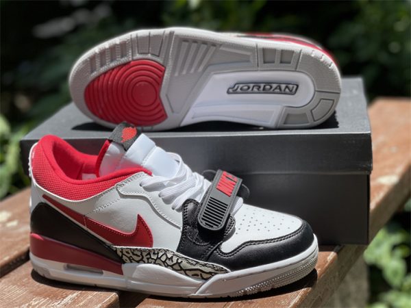 Jordan Legacy 312 Low Black Toe grey sole