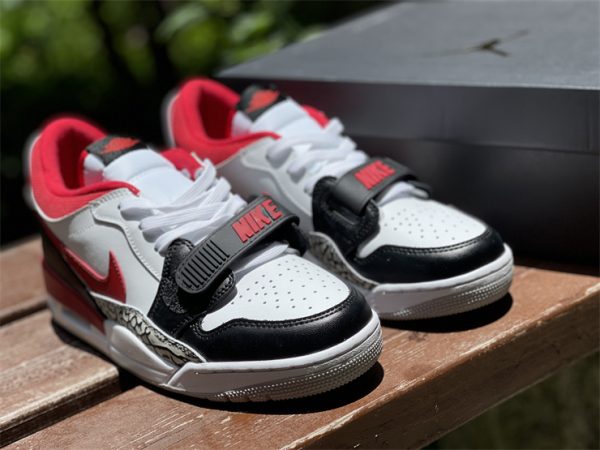 women Jordan Legacy 312 Low Black Toe