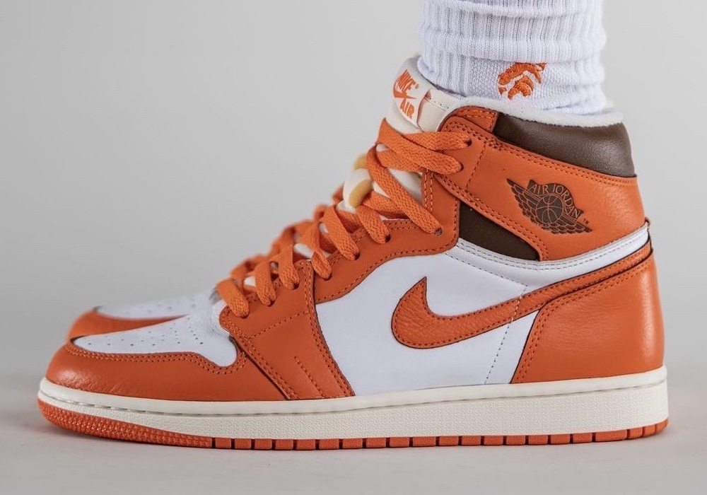 Air Jordan 1 High OG Starfish on feet look