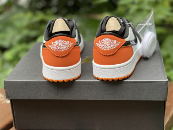 Air Jordan 1 Low Golf Shattered Backboard heel