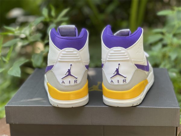 Air Jordan Legacy 312 LA Lakers AV3922-157 back heel