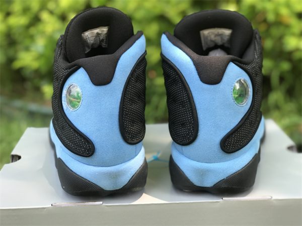 Air Jordan 13 UNC Black University Blue back heel