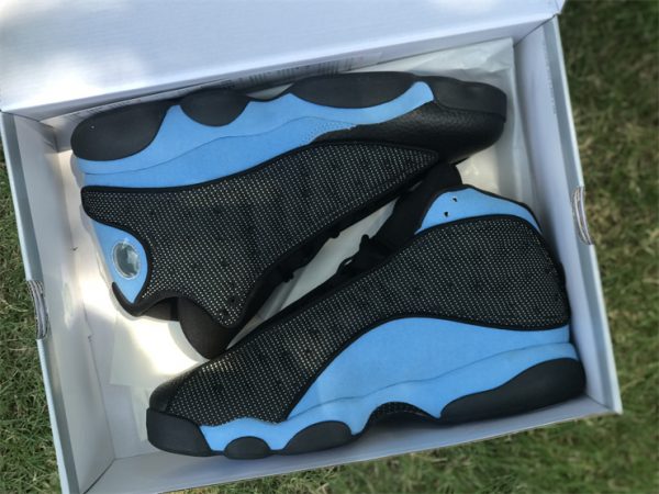 Air Jordan 13 UNC Black University Blue in box